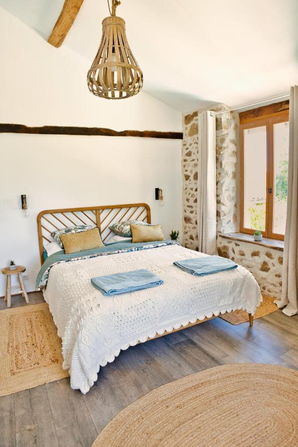Les Picardies Lesterps Экстерьер фото